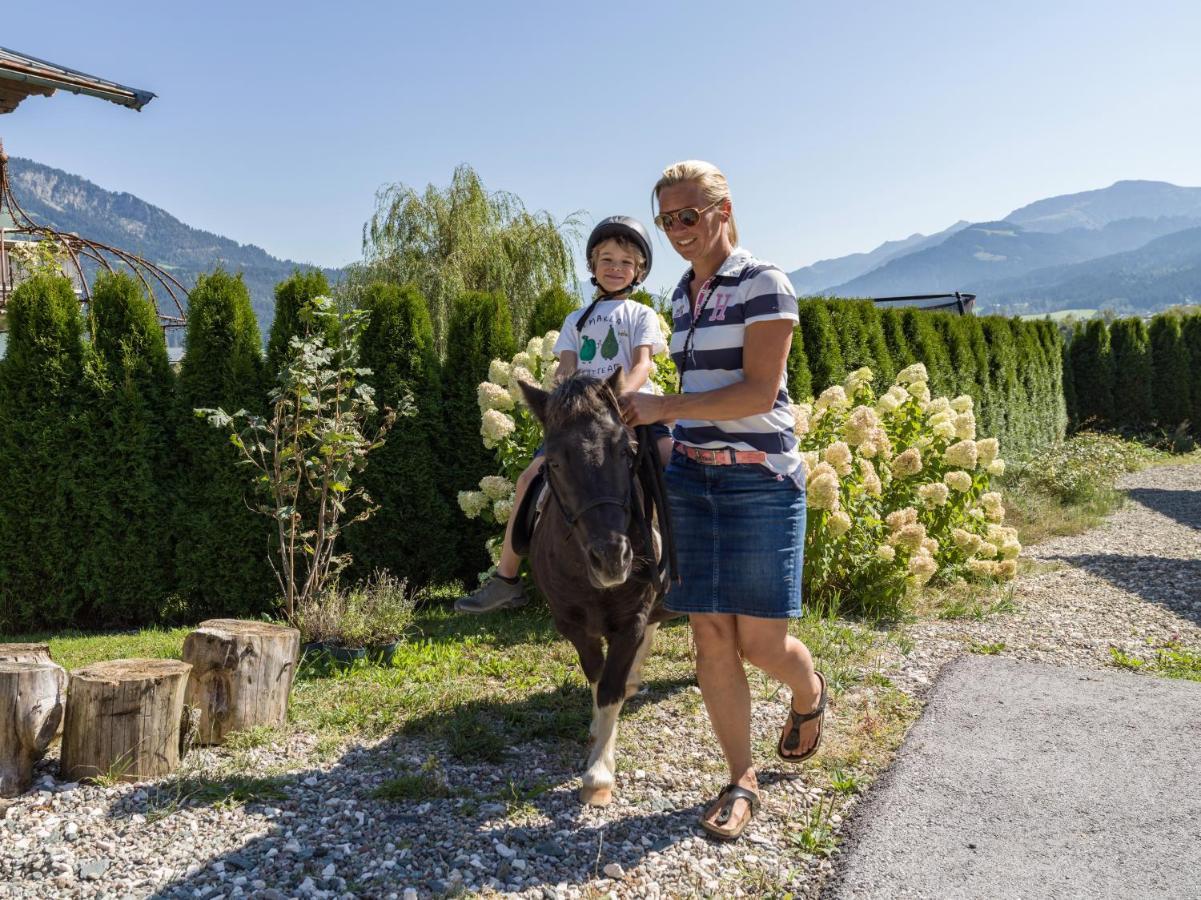 Narzenhof Wellness Chalets, Familien & Luxus Apartments Am Bauernhof Sankt Johann in Tirol Ngoại thất bức ảnh